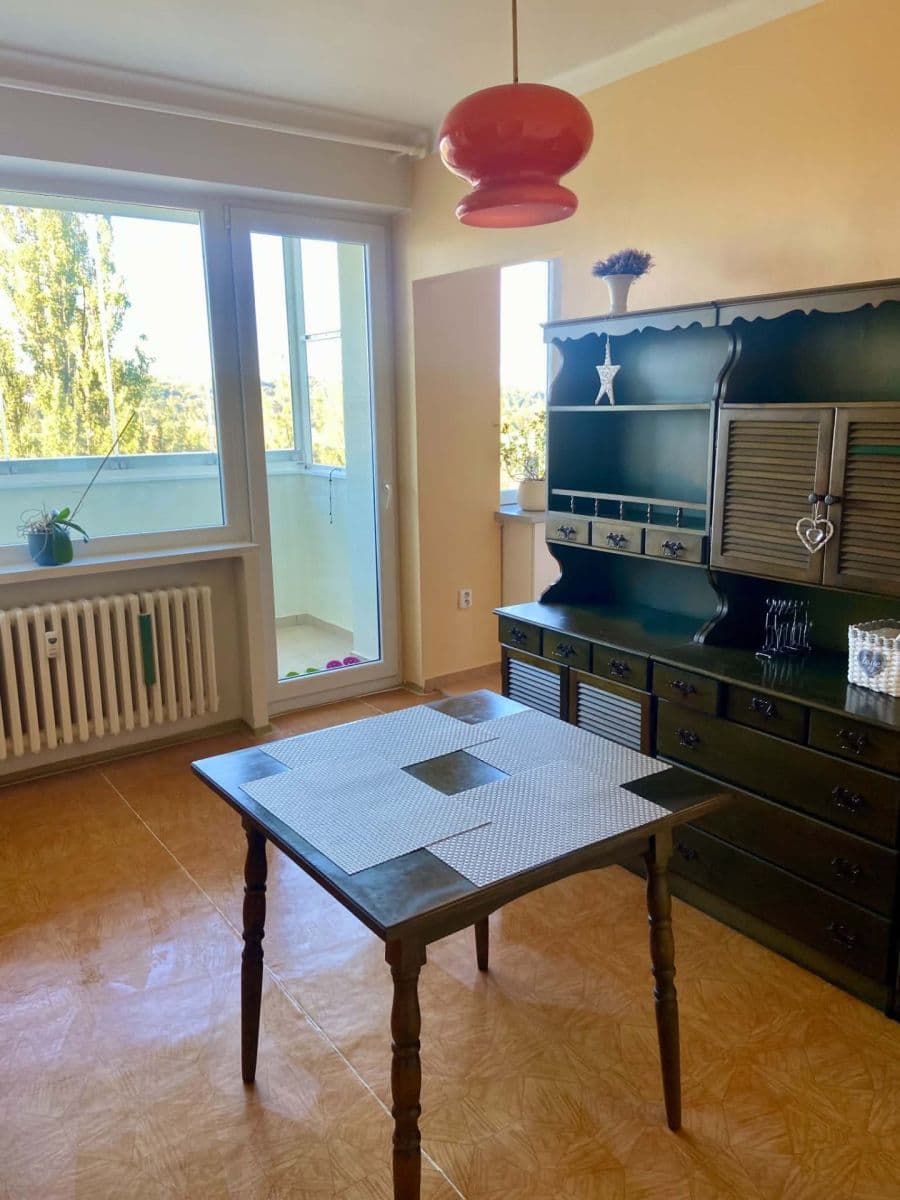 Pronájem bytu 3+1 77 m², Křimická, Plzeň, Plzeňský kraj Pronájem bytu 3+1 77 m², Křimická, Plzeň, Plzeňský kraj