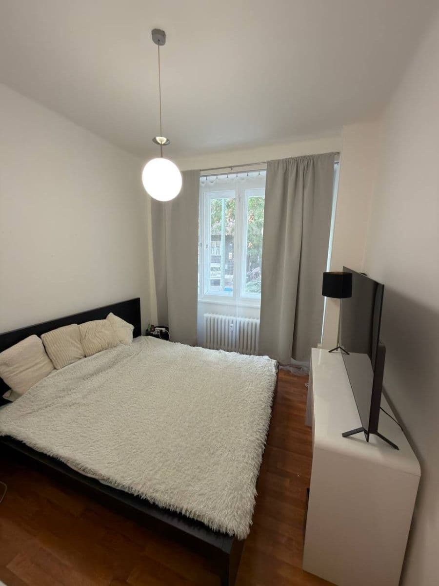 Pronájem bytu 2+1 50 m², Sudoměřská, Praha, Praha Pronájem bytu 2+1 50 m², Sudoměřská, Praha, Praha