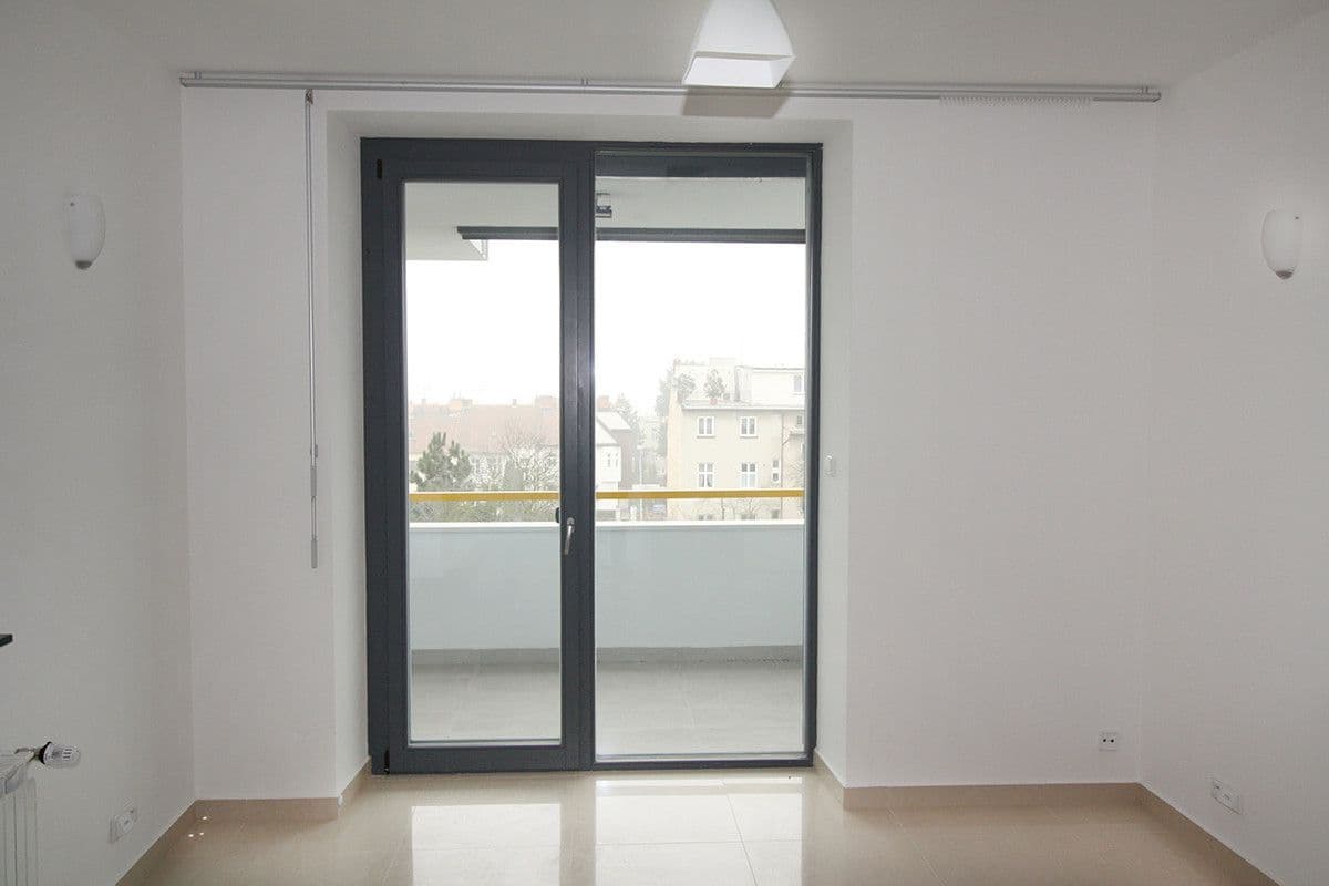 Pronájem bytu 2+kk 44 m², Soukopova, Brno, Jihomoravský kraj Pronájem bytu 2+kk 44 m², Soukopova, Brno, Jihomoravský kraj