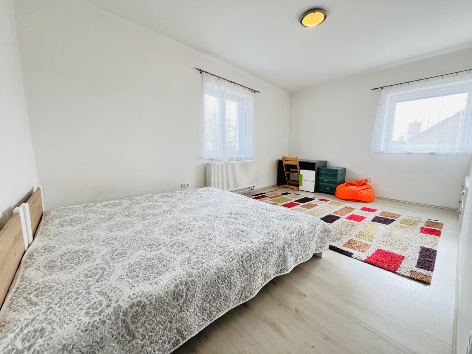 Pronájem bytu 2+1 56 m², Dukelských hrdinů, Rakovník, Středočeský kraj Pronájem bytu 2+1 56 m², Dukelských hrdinů, Rakovník, Středočeský kraj