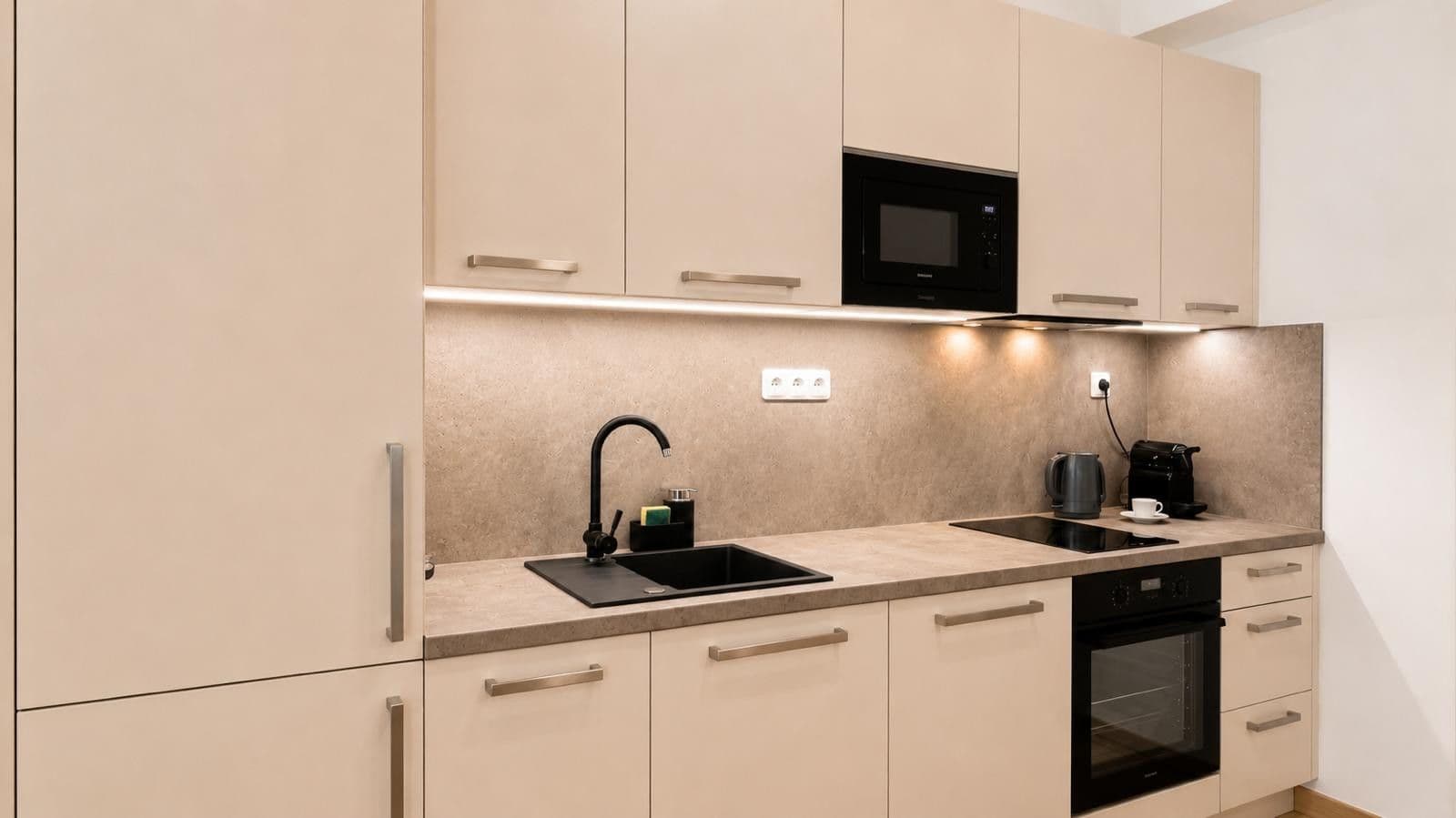 Pronájem bytu 1+kk 43 m², Masarykova, Brno, Jihomoravský kraj Pronájem bytu 1+kk 43 m², Masarykova, Brno, Jihomoravský kraj