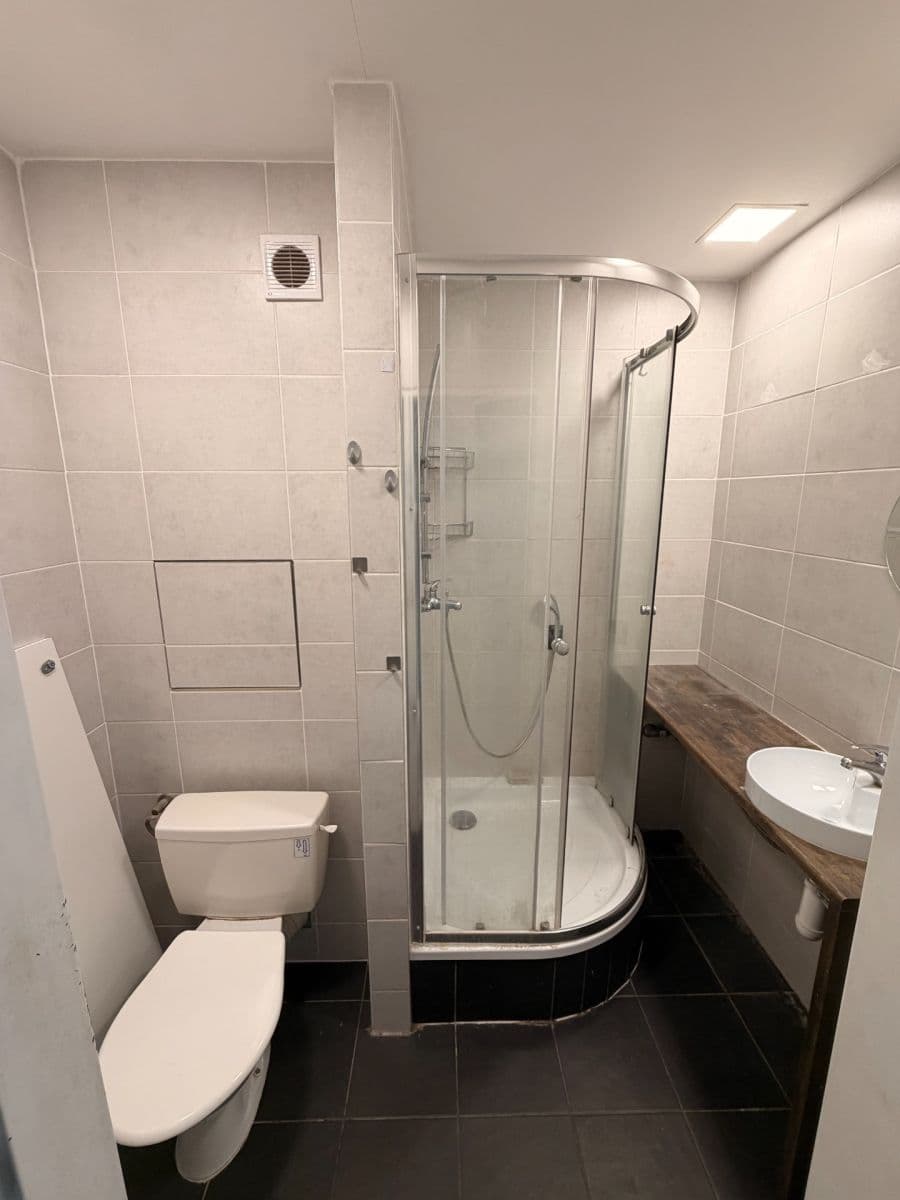 Prodej bytu 2+kk 44 m², Jiránkova, Praha, Praha Prodej bytu 2+kk 44 m², Jiránkova, Praha, Praha
