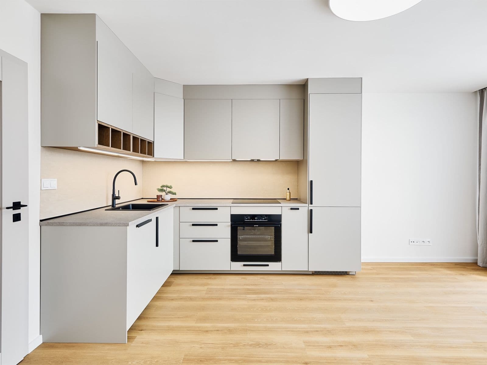 Prodej bytu 4+kk 81 m², Urbánkova, Praha, Praha Prodej bytu 4+kk 81 m², Urbánkova, Praha, Praha