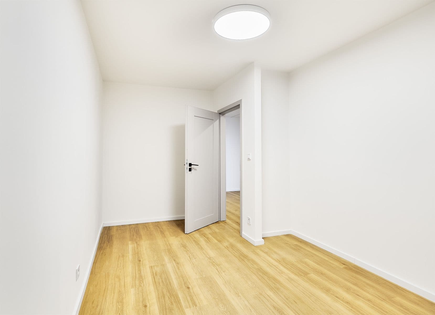 Prodej bytu 4+kk 81 m², Urbánkova, Praha, Praha Prodej bytu 4+kk 81 m², Urbánkova, Praha, Praha