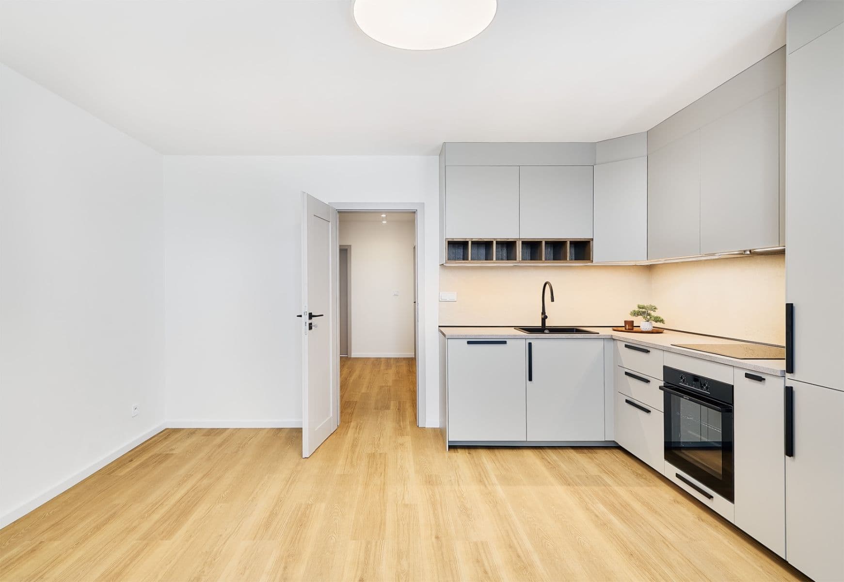 Prodej bytu 4+kk 81 m², Urbánkova, Praha, Praha Prodej bytu 4+kk 81 m², Urbánkova, Praha, Praha