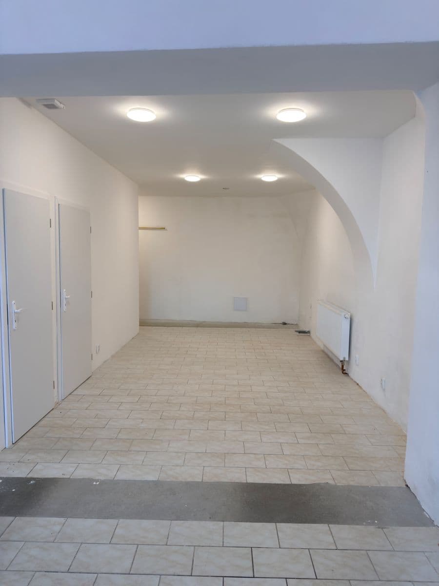 Pronájem nebytového prostoru 88 m², Zdislavy z Lemberka, Jablonné v Podještědí, Liberecký kraj Pronájem nebytového prostoru 88 m², Zdislavy z Lemberka, Jablonné v Podještědí, Liberecký kraj