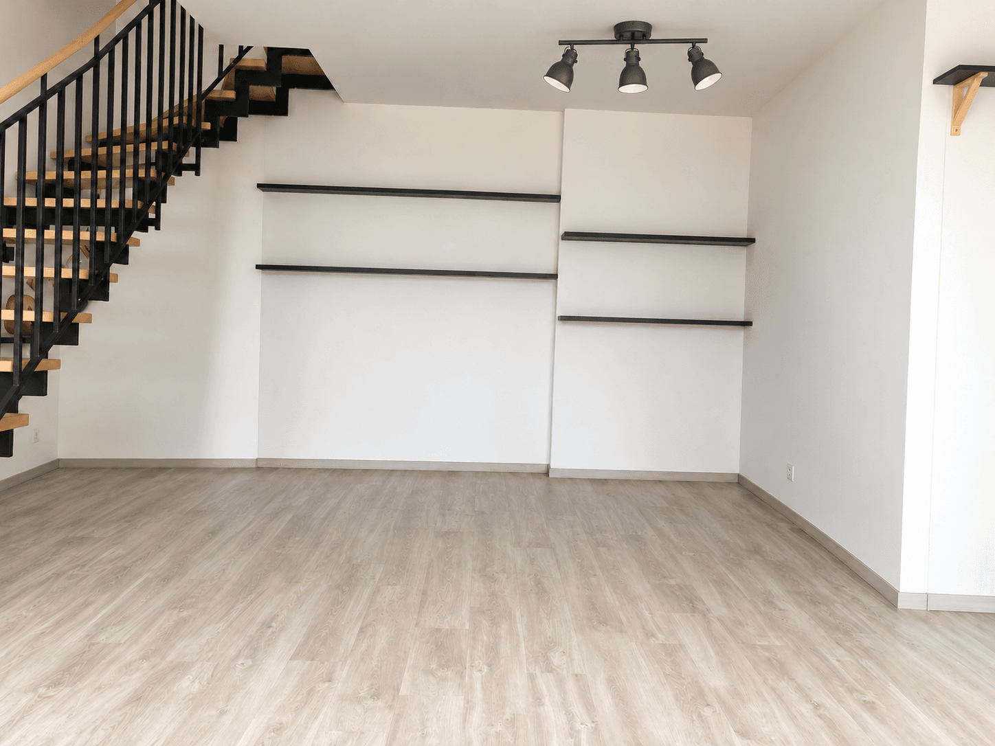Pronájem bytu 2+kk 81 m², Bubenská, Praha, Praha Pronájem bytu 2+kk 81 m², Bubenská, Praha, Praha