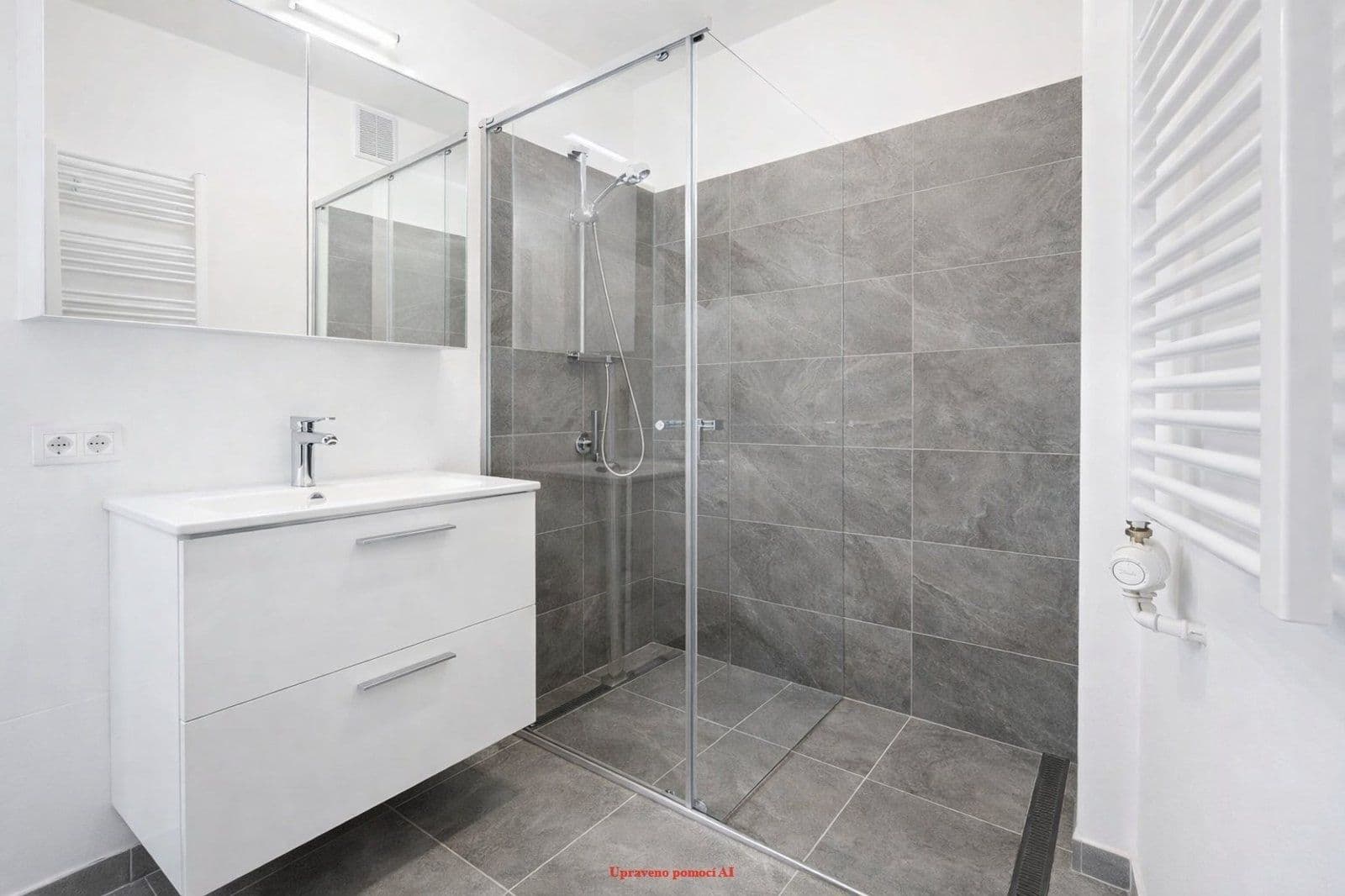 Pronájem bytu 1+kk 21 m², Národní třída, Havířov, Moravskoslezský kraj Pronájem bytu 1+kk 21 m², Národní třída, Havířov, Moravskoslezský kraj