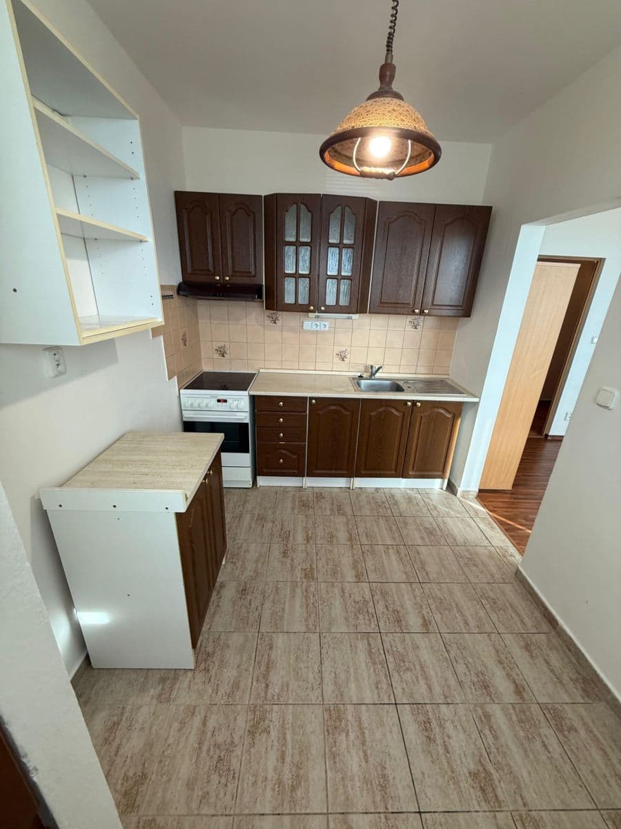 Prodej bytu 2+1 45 m², Zikova, Olomouc, Olomoucký kraj Prodej bytu 2+1 45 m², Zikova, Olomouc, Olomoucký kraj