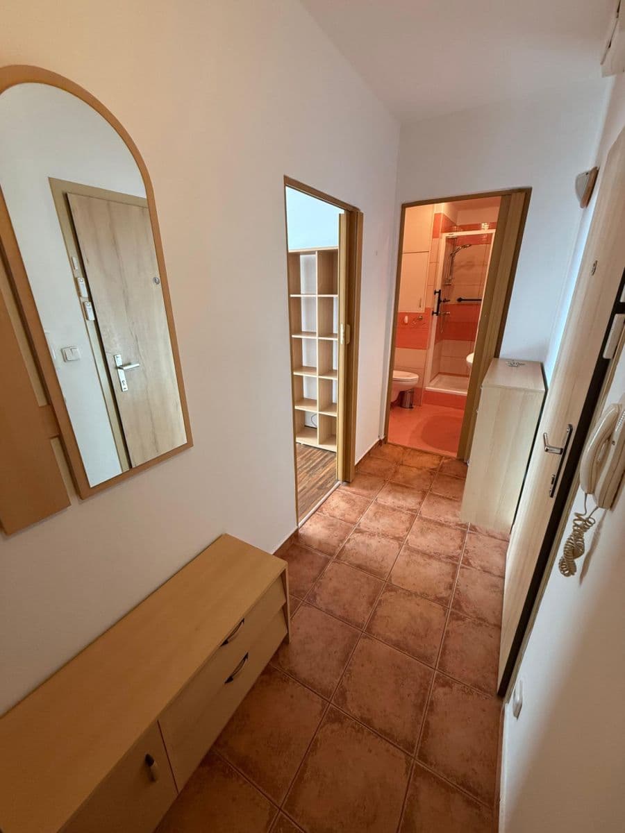 Prodej bytu 2+1 45 m², Zikova, Olomouc, Olomoucký kraj Prodej bytu 2+1 45 m², Zikova, Olomouc, Olomoucký kraj