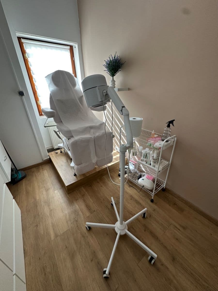 Pronájem nebytového prostoru 30 m², Tylova, Plzeň, Plzeňský kraj Pronájem nebytového prostoru 30 m², Tylova, Plzeň, Plzeňský kraj