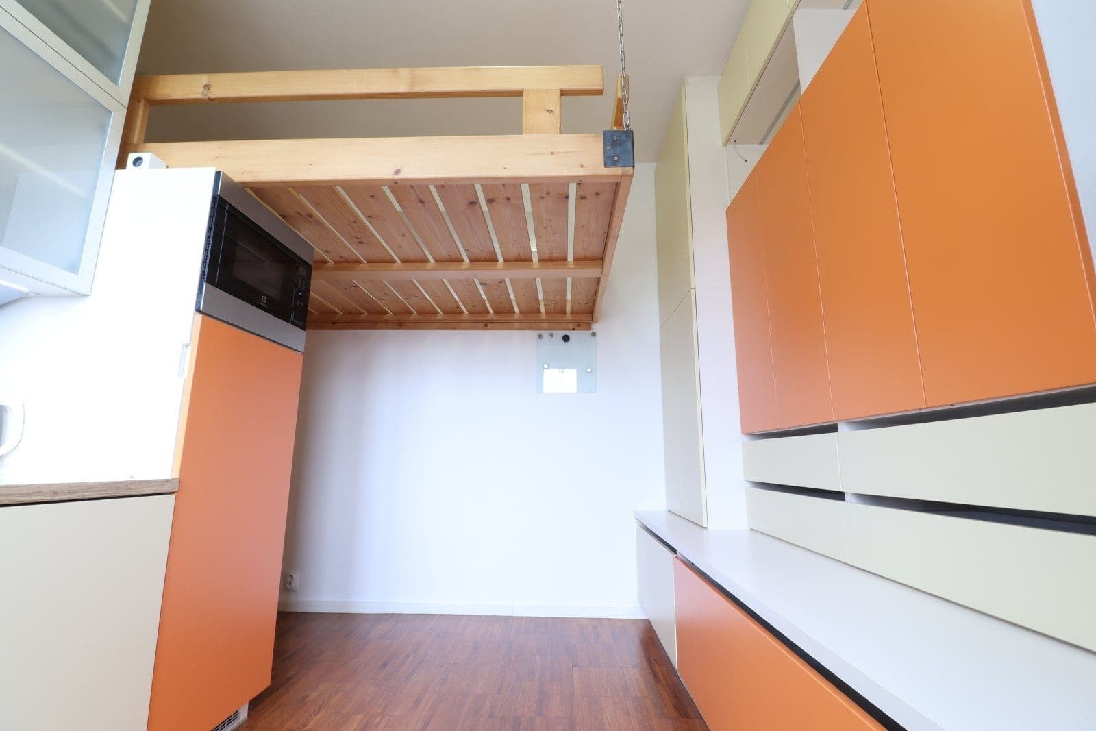 Pronájem bytu 1+kk 16 m², Parléřova, Praha, Praha Pronájem bytu 1+kk 16 m², Parléřova, Praha, Praha