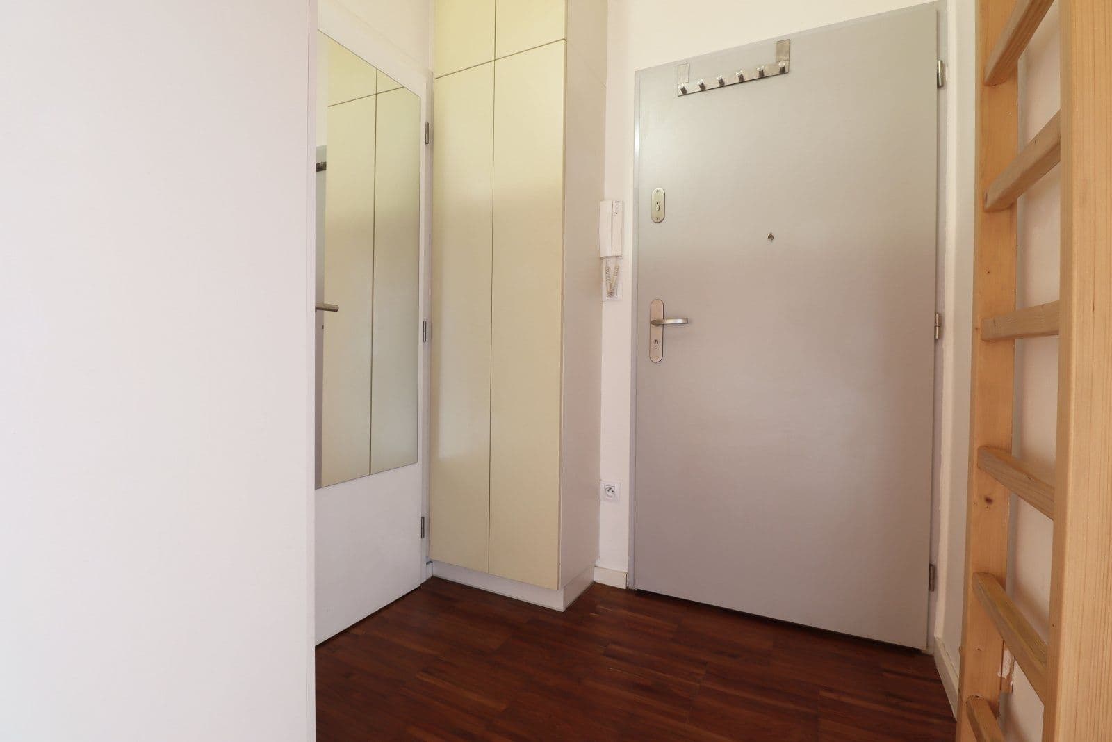 Pronájem bytu 1+kk 16 m², Parléřova, Praha, Praha Pronájem bytu 1+kk 16 m², Parléřova, Praha, Praha