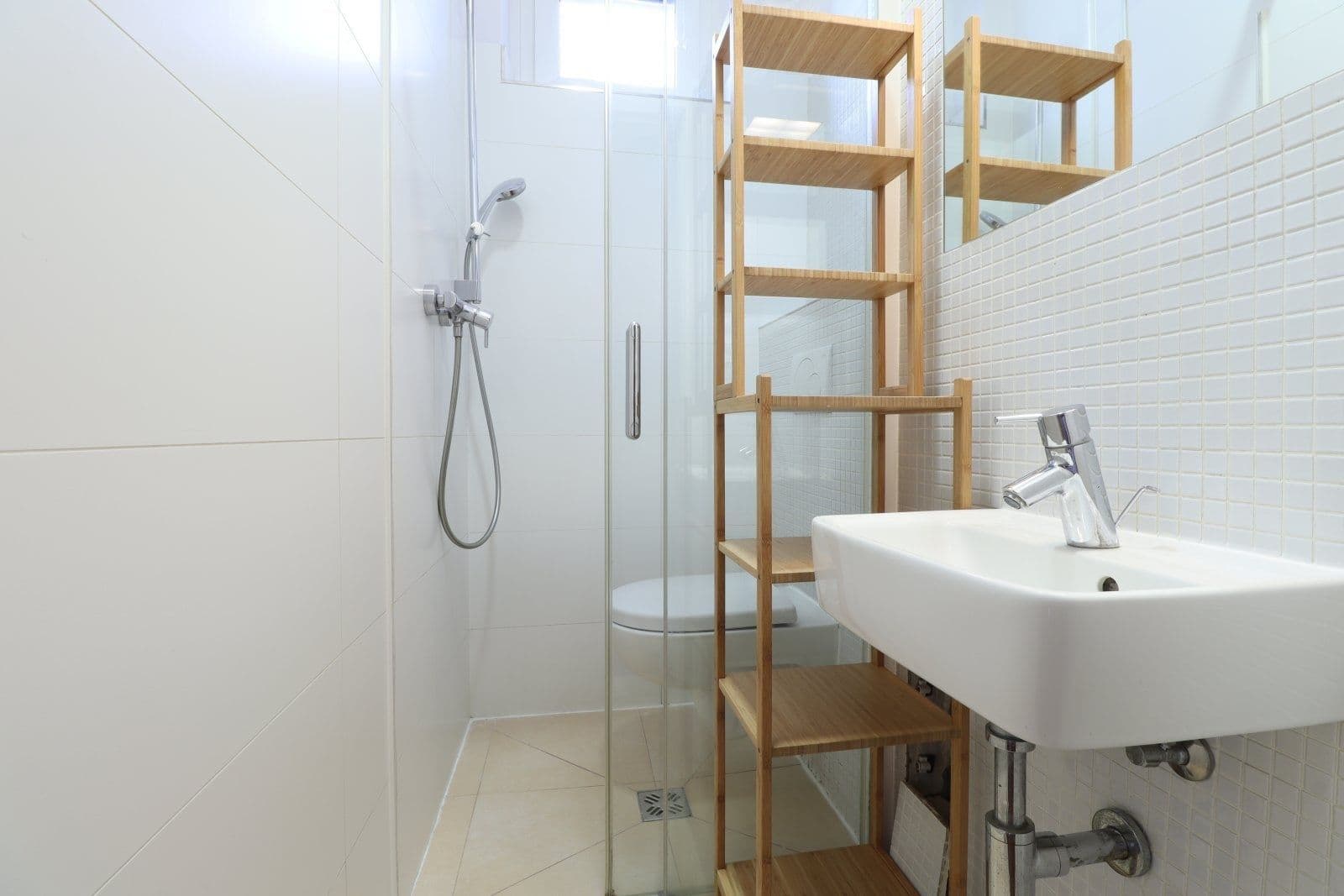 Pronájem bytu 1+kk 16 m², Parléřova, Praha, Praha Pronájem bytu 1+kk 16 m², Parléřova, Praha, Praha