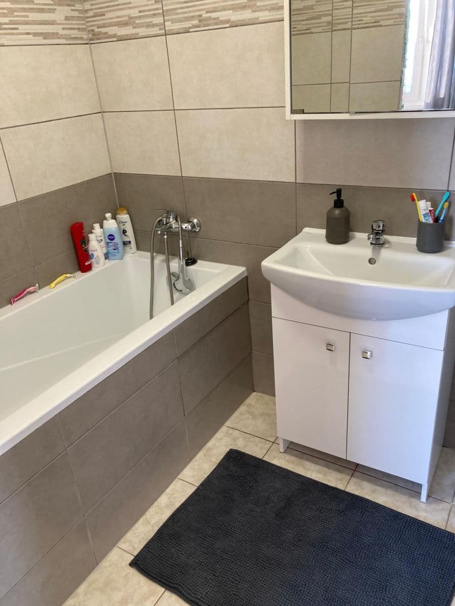 Pronájem bytu 2+1 75 m², Vavřenova, Praha, Praha Pronájem bytu 2+1 75 m², Vavřenova, Praha, Praha