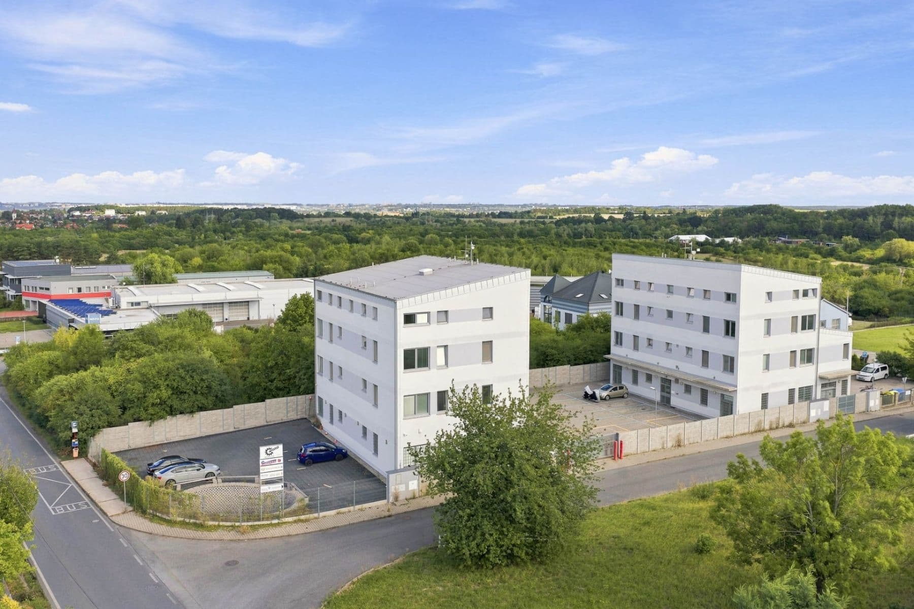 Pronájem domu 1.382 m², pozemek 2.009 m², Bečovská, Praha, Praha Pronájem domu 1.382 m², pozemek 2.009 m², Bečovská, Praha, Praha