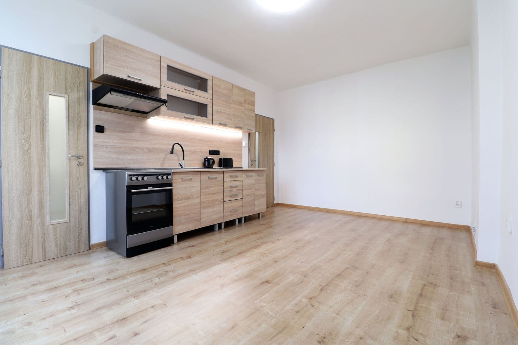 Pronájem bytu 1+kk 22 m², Poděbradská, Praha, Praha Pronájem bytu 1+kk 22 m², Poděbradská, Praha, Praha
