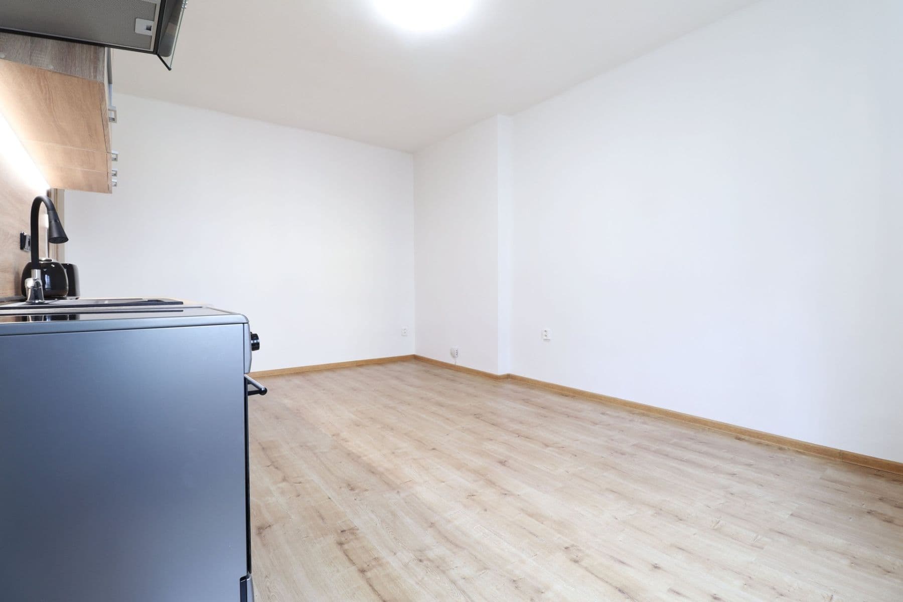 Pronájem bytu 1+kk 22 m², Poděbradská, Praha, Praha Pronájem bytu 1+kk 22 m², Poděbradská, Praha, Praha