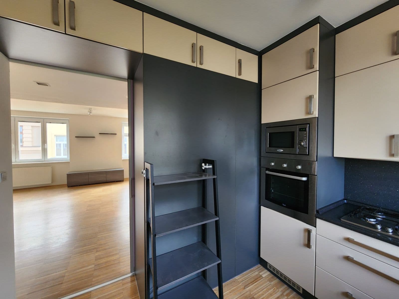Pronájem bytu 3+1 80 m², Jana Masaryka, Jihlava, Kraj Vysočina Pronájem bytu 3+1 80 m², Jana Masaryka, Jihlava, Kraj Vysočina