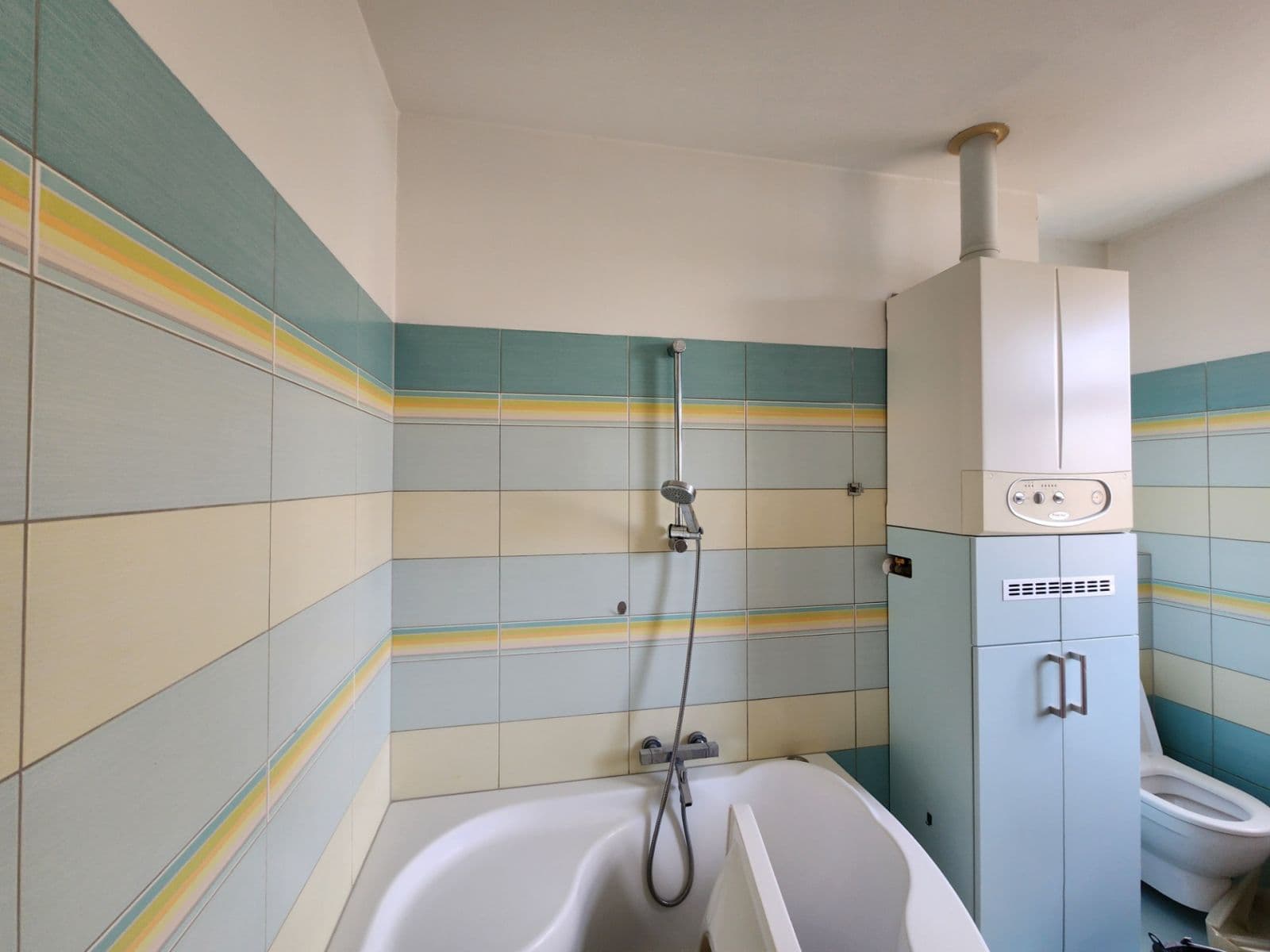 Pronájem bytu 3+1 80 m², Jana Masaryka, Jihlava, Kraj Vysočina Pronájem bytu 3+1 80 m², Jana Masaryka, Jihlava, Kraj Vysočina