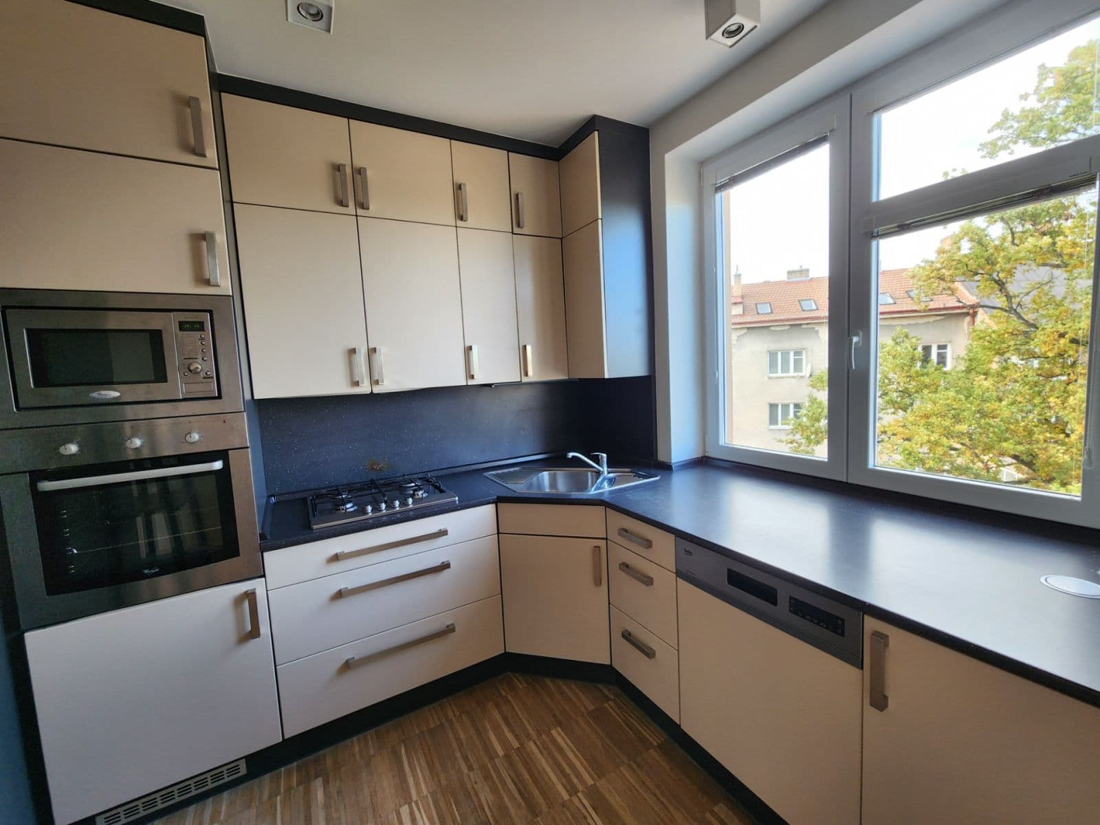 Pronájem bytu 3+1 80 m², Jana Masaryka, Jihlava, Kraj Vysočina Pronájem bytu 3+1 80 m², Jana Masaryka, Jihlava, Kraj Vysočina