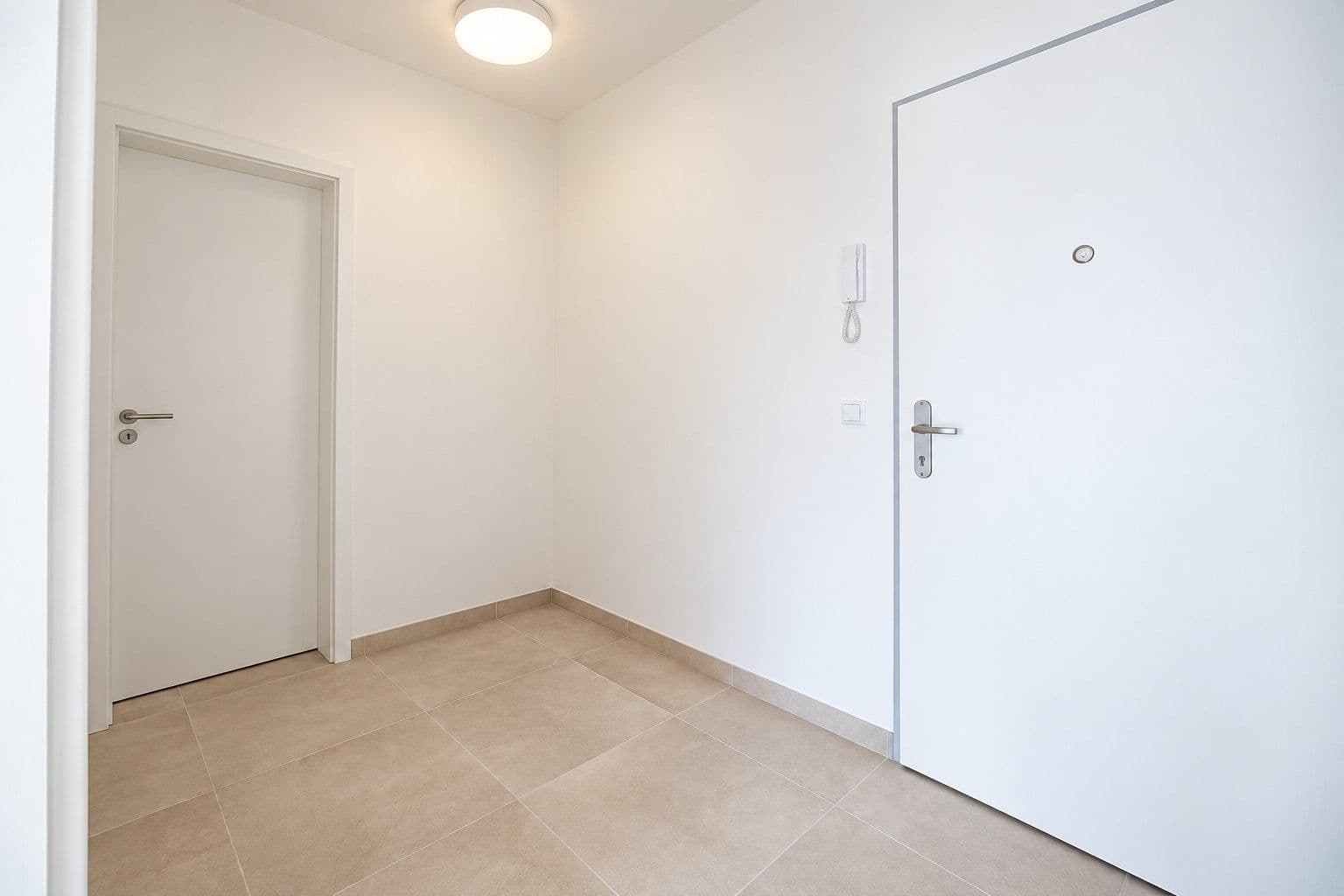 Pronájem bytu 2+kk 55 m², Drahobejlova, Praha, Praha Pronájem bytu 2+kk 55 m², Drahobejlova, Praha, Praha