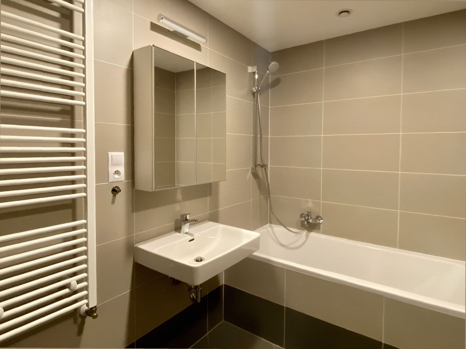 Pronájem bytu 2+kk 64 m², K Metru, Praha, Praha Pronájem bytu 2+kk 64 m², K Metru, Praha, Praha