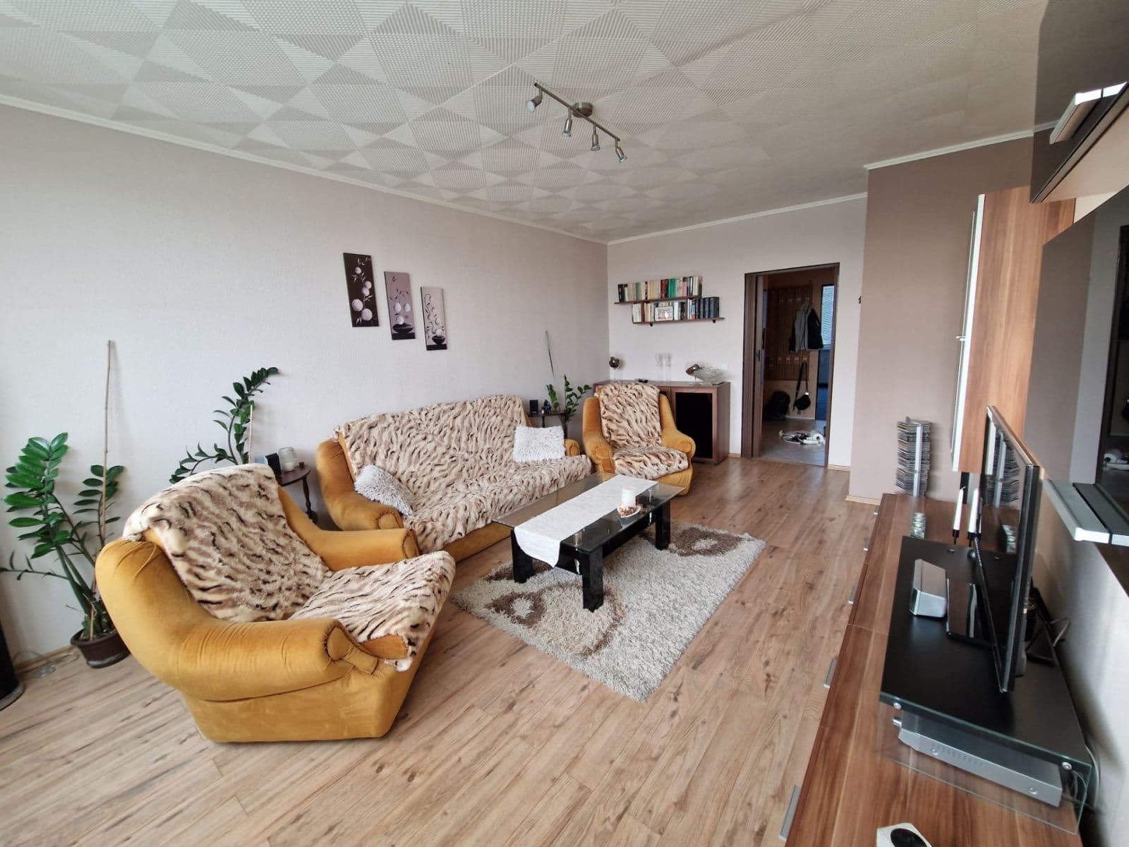 Prodej bytu 3+1 90 m², Sportovní, Mělník, Středočeský kraj Prodej bytu 3+1 90 m², Sportovní, Mělník, Středočeský kraj