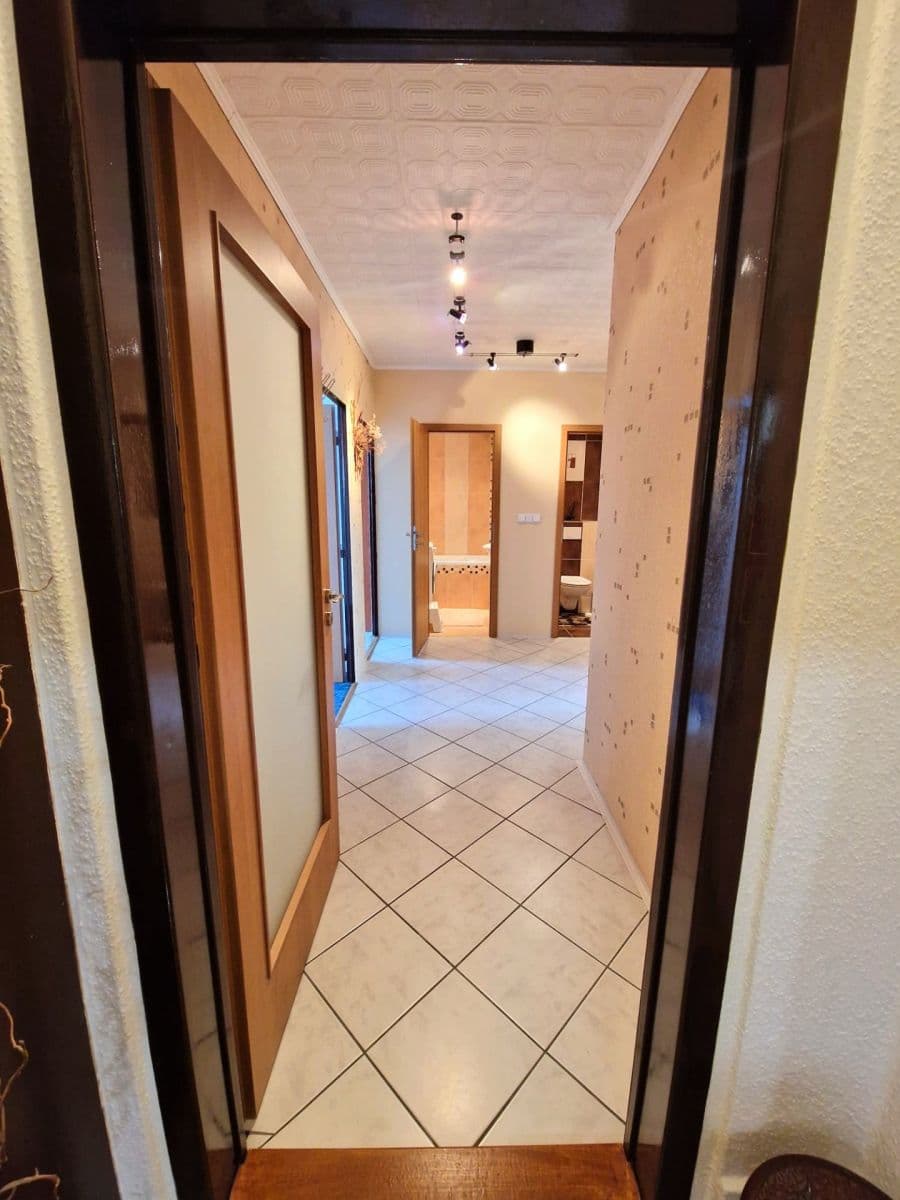 Prodej bytu 3+1 90 m², Sportovní, Mělník, Středočeský kraj Prodej bytu 3+1 90 m², Sportovní, Mělník, Středočeský kraj