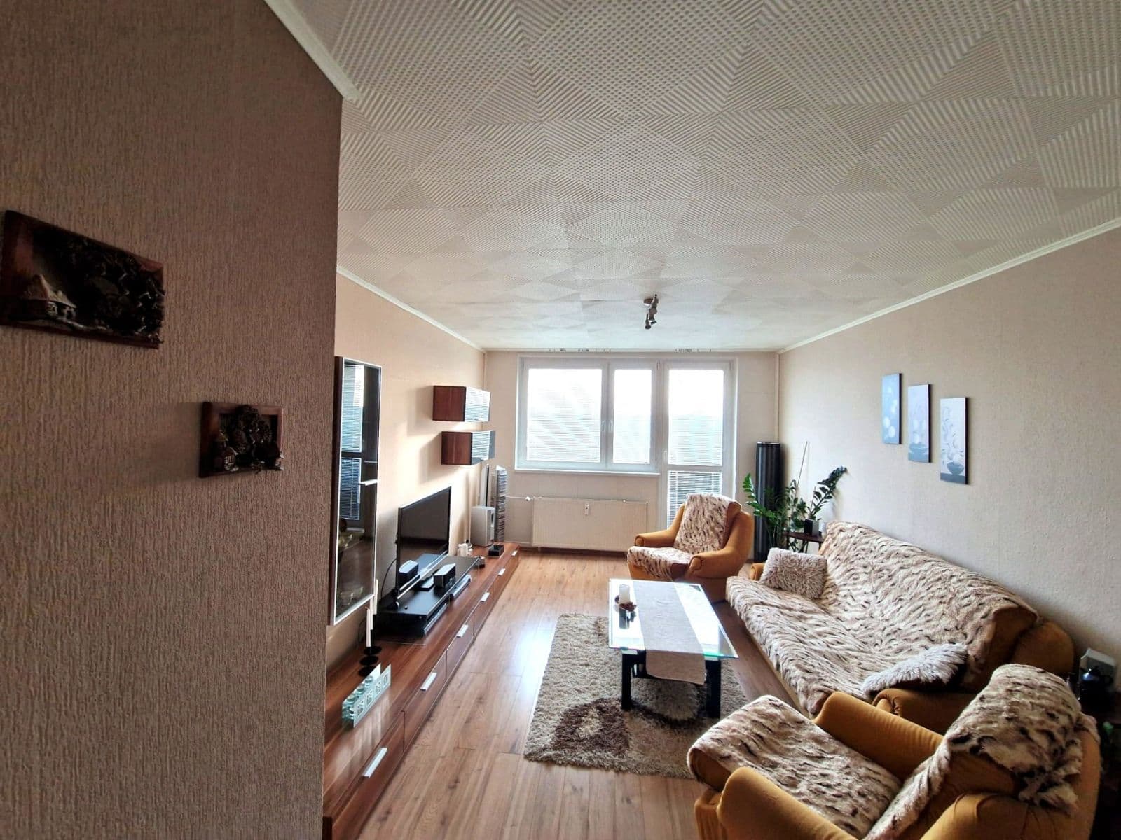 Prodej bytu 3+1 90 m², Sportovní, Mělník, Středočeský kraj Prodej bytu 3+1 90 m², Sportovní, Mělník, Středočeský kraj