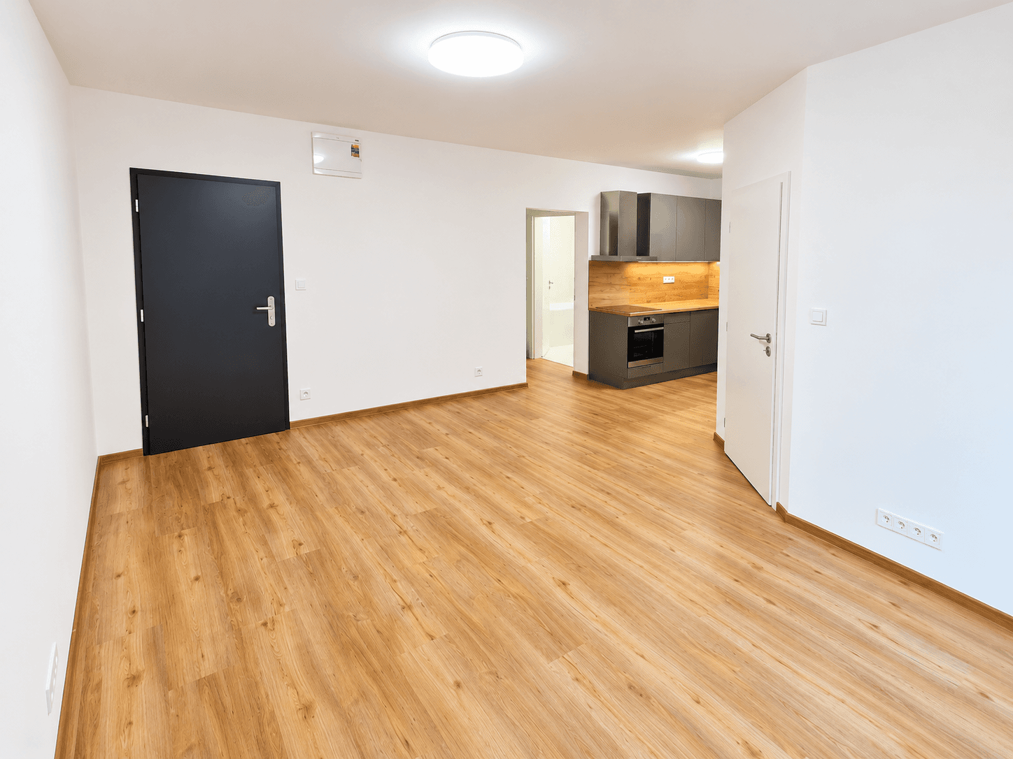 Pronájem bytu 2+kk 45 m², Pod Stárkou, Praha, Praha Pronájem bytu 2+kk 45 m², Pod Stárkou, Praha, Praha