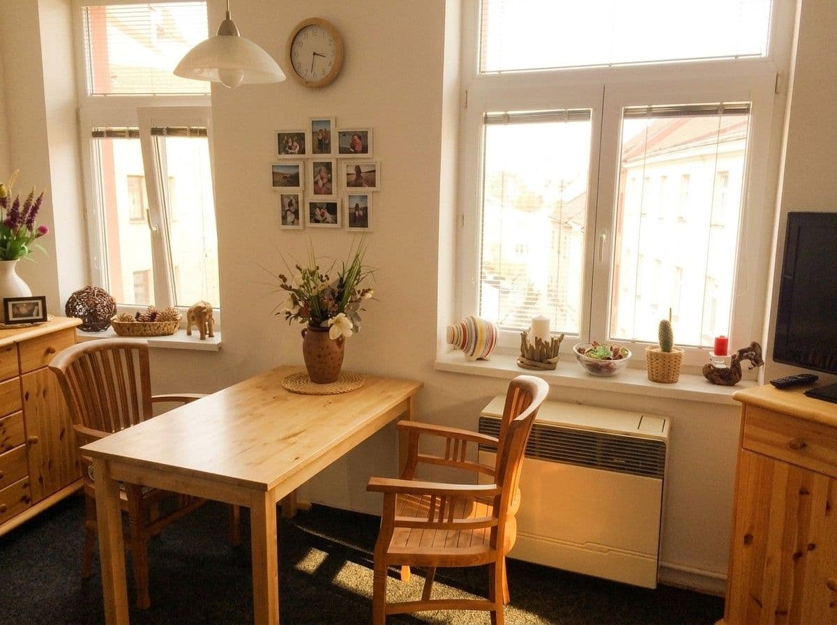 Prodej bytu 1+kk 24 m², Pod Čertovou skalou, Praha, Praha Prodej bytu 1+kk 24 m², Pod Čertovou skalou, Praha, Praha