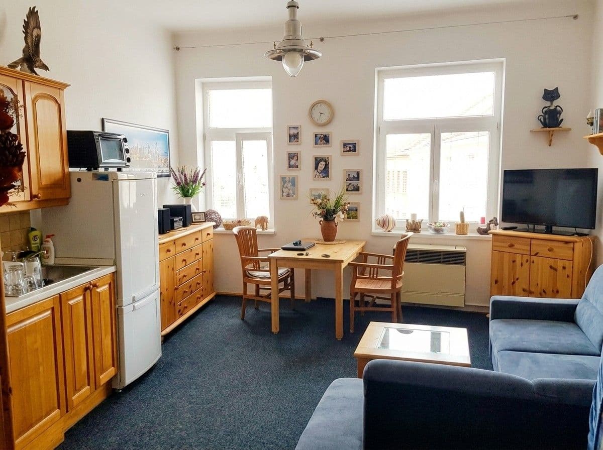 Prodej bytu 1+kk 24 m², Pod Čertovou skalou, Praha, Praha Prodej bytu 1+kk 24 m², Pod Čertovou skalou, Praha, Praha