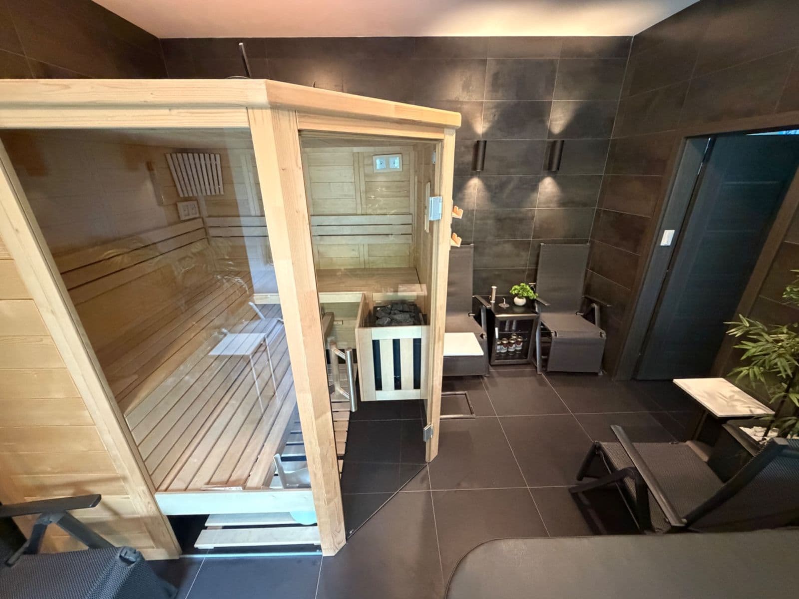 Prodej domu 460 m², pozemek 3.212 m², Na Chmelnici, Týnec nad Sázavou, Středočeský kraj Prodej domu 460 m², pozemek 3.212 m², Na Chmelnici, Týnec nad Sázavou, Středočeský kraj