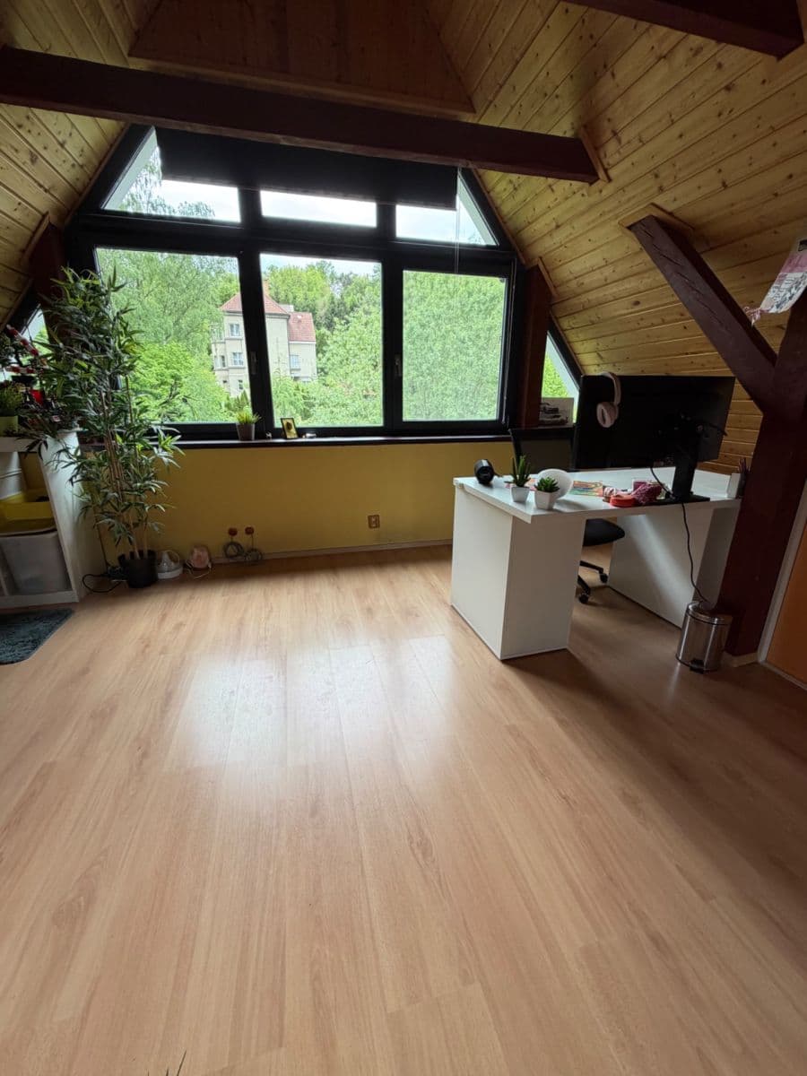Prodej domu 460 m², pozemek 3.212 m², Na Chmelnici, Týnec nad Sázavou, Středočeský kraj Prodej domu 460 m², pozemek 3.212 m², Na Chmelnici, Týnec nad Sázavou, Středočeský kraj