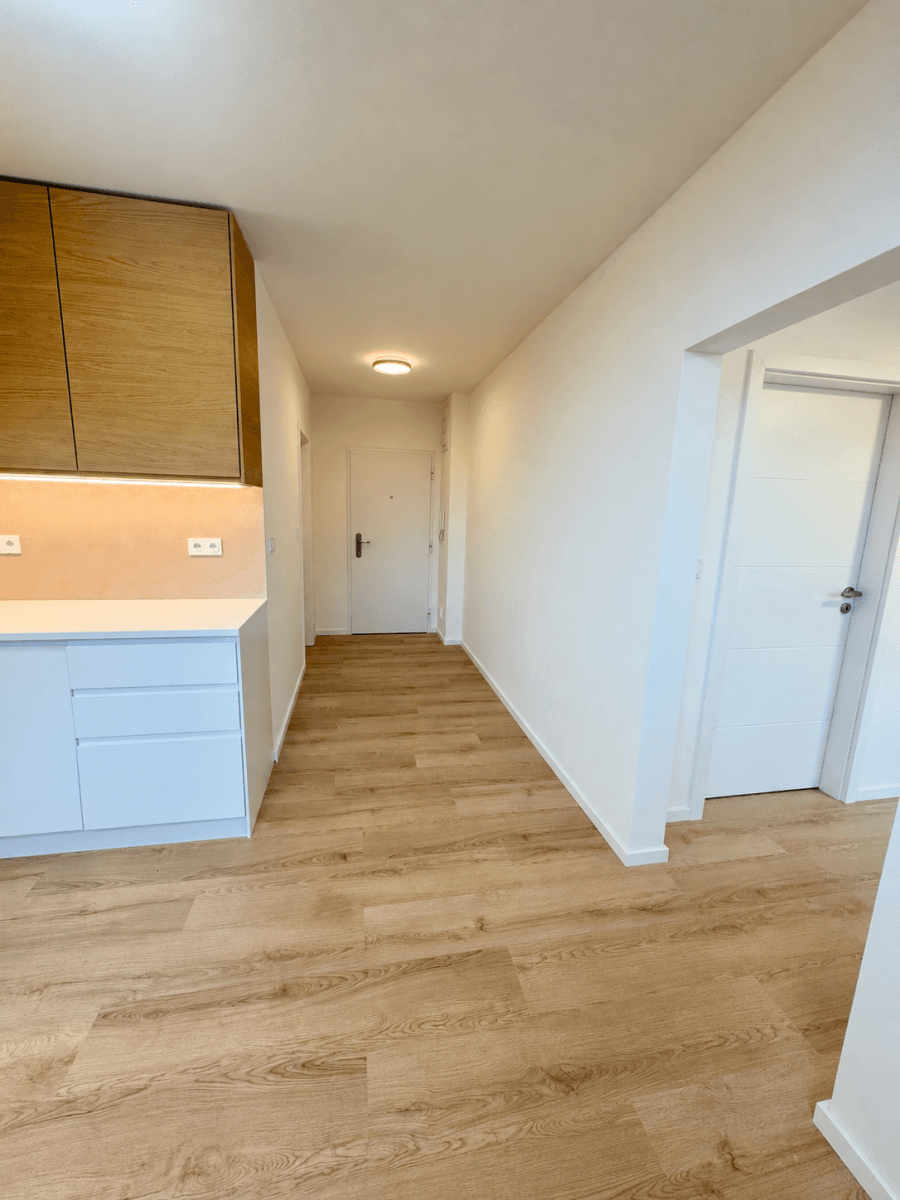Prodej bytu 2+kk 35 m², Na Výsluní, Neratovice, Středočeský kraj Prodej bytu 2+kk 35 m², Na Výsluní, Neratovice, Středočeský kraj