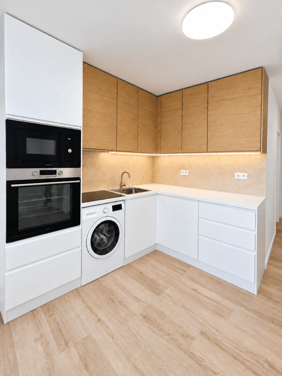 Prodej bytu 2+kk 35 m², Na Výsluní, Neratovice, Středočeský kraj Prodej bytu 2+kk 35 m², Na Výsluní, Neratovice, Středočeský kraj