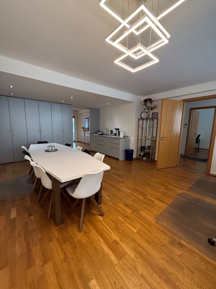 Pronájem kanceláře 140 m², Astlova, Praha, Praha Pronájem kanceláře 140 m², Astlova, Praha, Praha