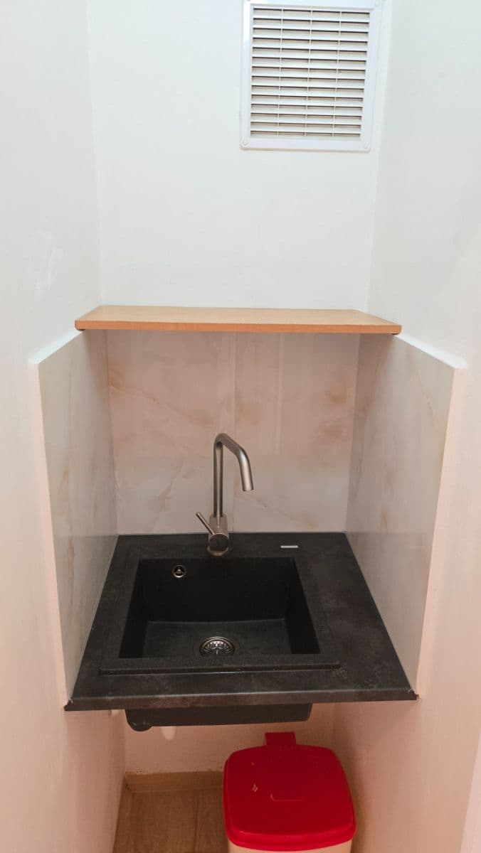 Pronájem bytu 1+kk 30 m², Vrchlického, Praha, Praha Pronájem bytu 1+kk 30 m², Vrchlického, Praha, Praha