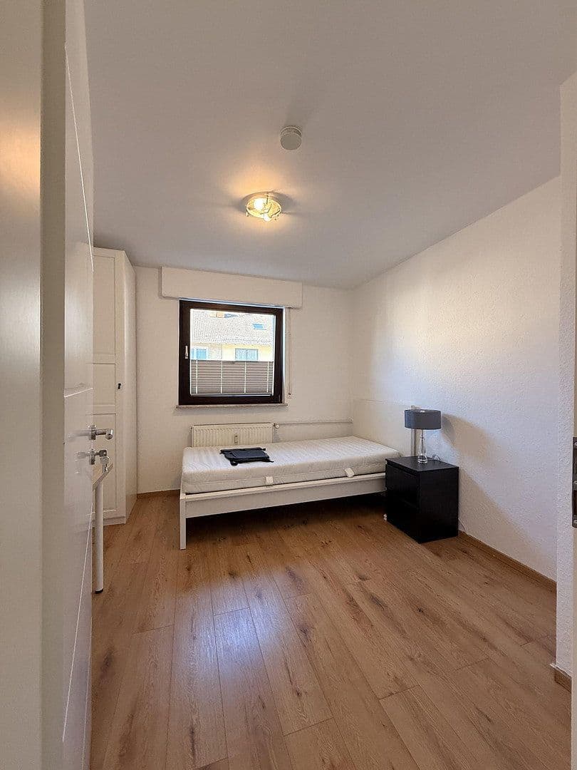 Pronájem bytu 75 m², Büchertstr. 3, Sandhausen, Bádensko-Württembersko Pronájem bytu 75 m², Büchertstr. 3, Sandhausen, Bádensko-Württembersko