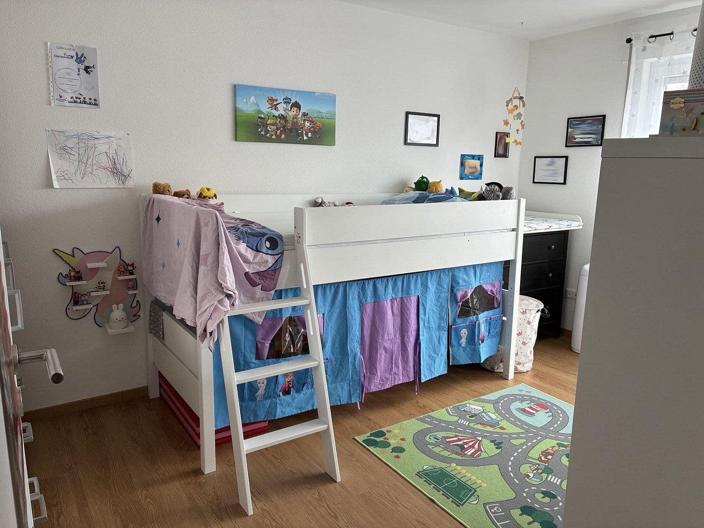 Pronájem bytu 4+1 103 m², Rudersberg, Bádensko-Württembersko Pronájem bytu 4+1 103 m², Rudersberg, Bádensko-Württembersko