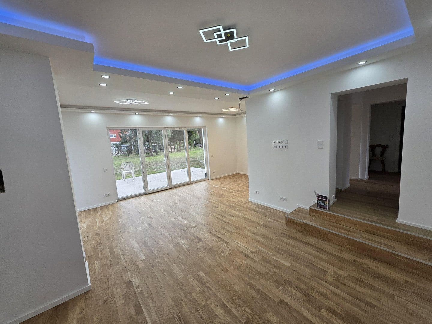 Pronájem domu 165 m², pozemek 870 m², Berlin, Berlín Pronájem domu 165 m², pozemek 870 m², Berlin, Berlín