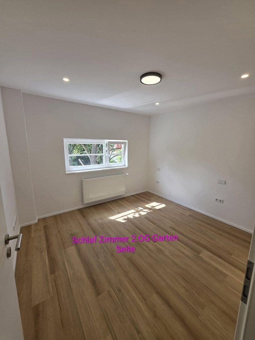 Pronájem domu 165 m², pozemek 870 m², Berlin, Berlín Pronájem domu 165 m², pozemek 870 m², Berlin, Berlín