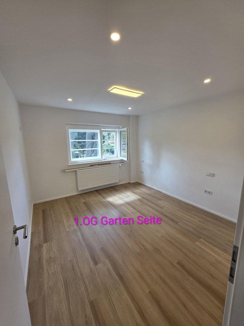 Pronájem domu 165 m², pozemek 870 m², Berlin, Berlín Pronájem domu 165 m², pozemek 870 m², Berlin, Berlín