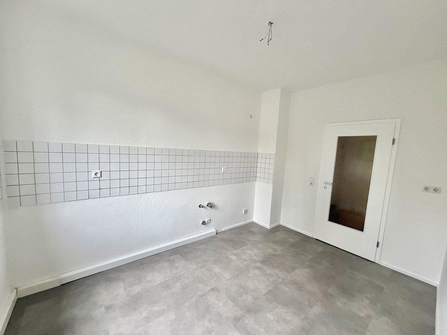 Pronájem bytu 2+1 61 m², Am Anger 4, Dresden, Sasko Pronájem bytu 2+1 61 m², Am Anger 4, Dresden, Sasko