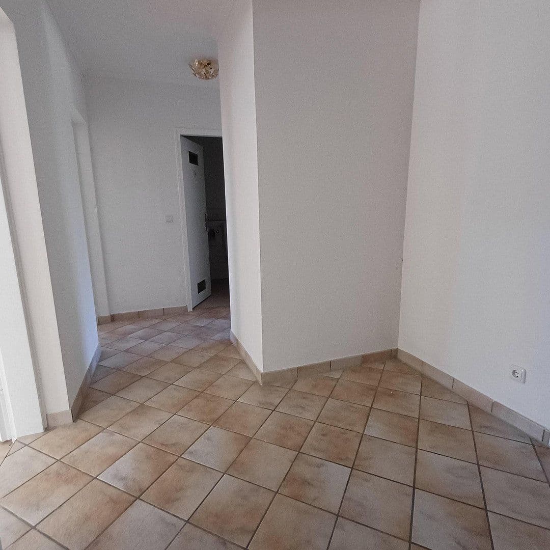 Pronájem bytu 3+1 74 m², Heinrich-Buz-Weg 6, München, Bavorsko Pronájem bytu 3+1 74 m², Heinrich-Buz-Weg 6, München, Bavorsko