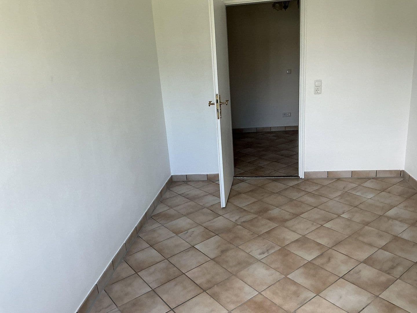Pronájem bytu 3+1 74 m², Heinrich-Buz-Weg 6, München, Bavorsko Pronájem bytu 3+1 74 m², Heinrich-Buz-Weg 6, München, Bavorsko