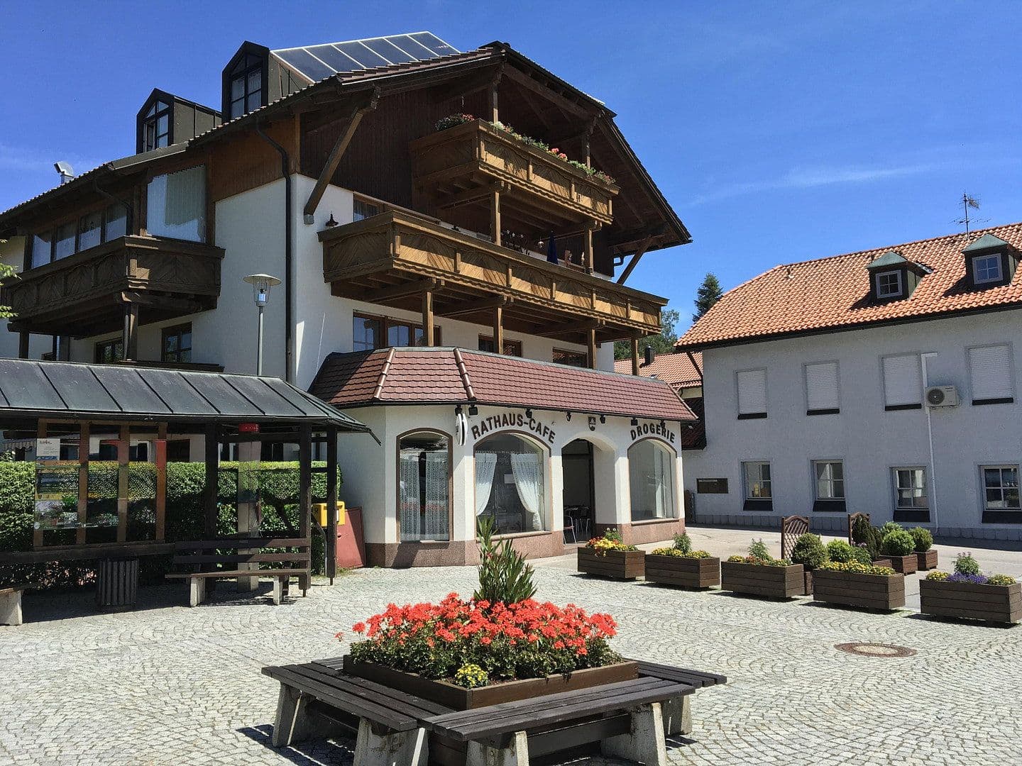 Pronájem bytu 3+1 135 m², Hauptstraße 30, Bischofsmais, Bavorsko Pronájem bytu 3+1 135 m², Hauptstraße 30, Bischofsmais, Bavorsko
