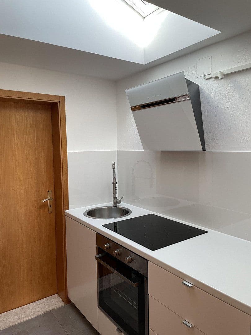 Pronájem bytu 1+1 40 m², Dr. Aschenbrenner Strasse 16, Unterwössen, Bavorsko Pronájem bytu 1+1 40 m², Dr. Aschenbrenner Strasse 16, Unterwössen, Bavorsko