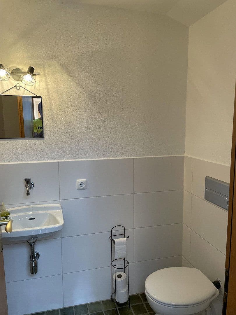 Pronájem bytu 1+1 40 m², Dr. Aschenbrenner Strasse 16, Unterwössen, Bavorsko Pronájem bytu 1+1 40 m², Dr. Aschenbrenner Strasse 16, Unterwössen, Bavorsko